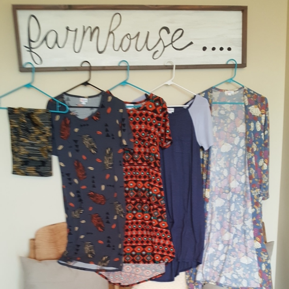 2 xs Carly small Sarah small cassie medium julia